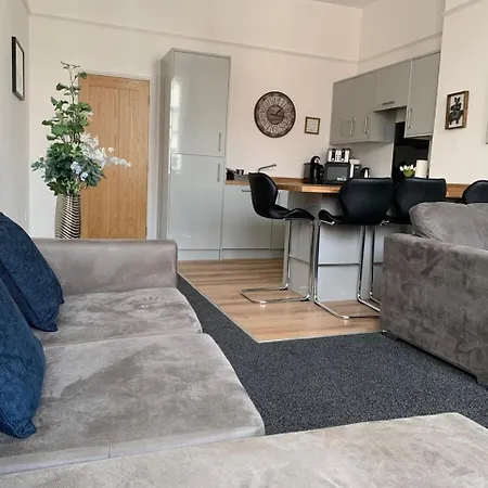 Market Place Serviced Apartments, Leek Esterno foto