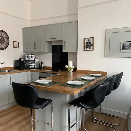 Market Place Serviced Apartments, Leek Esterno foto