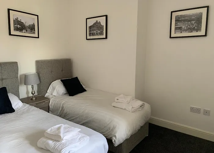 Market Place Serviced Apartments, Leek