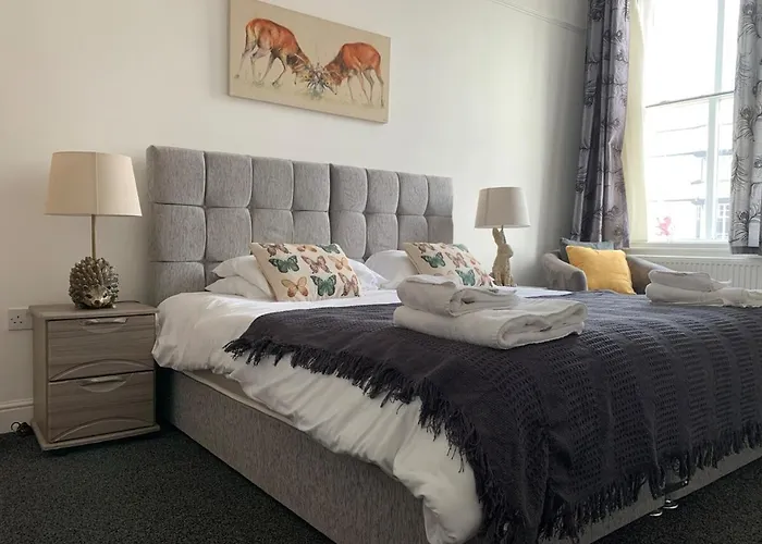 Market Place Serviced Apartments, Leek