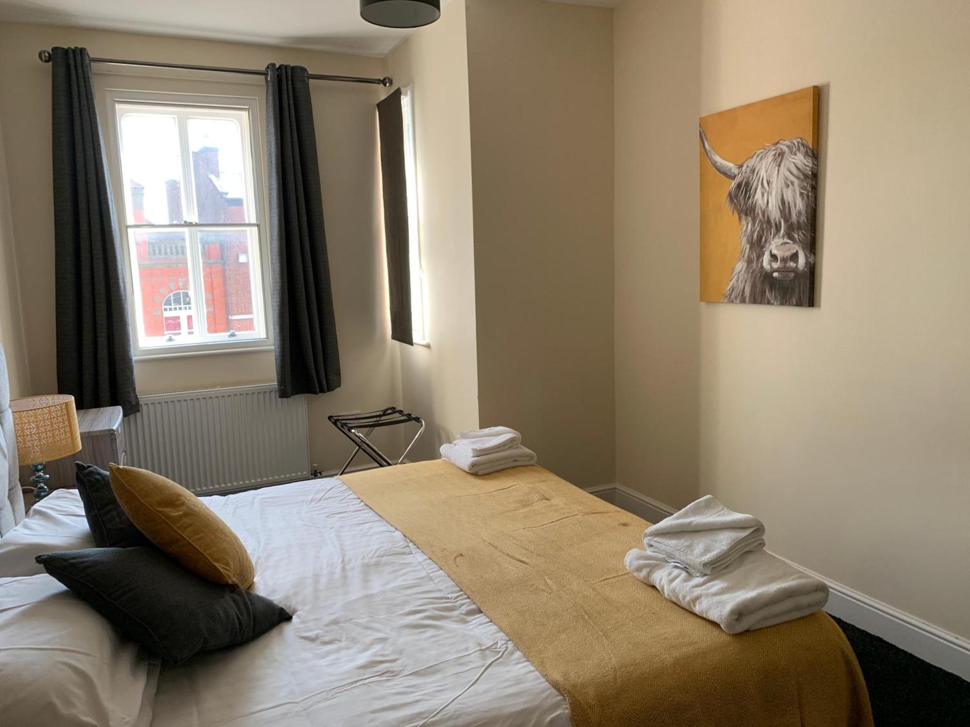 Apartment Market Place Serviced Apartments, Leek