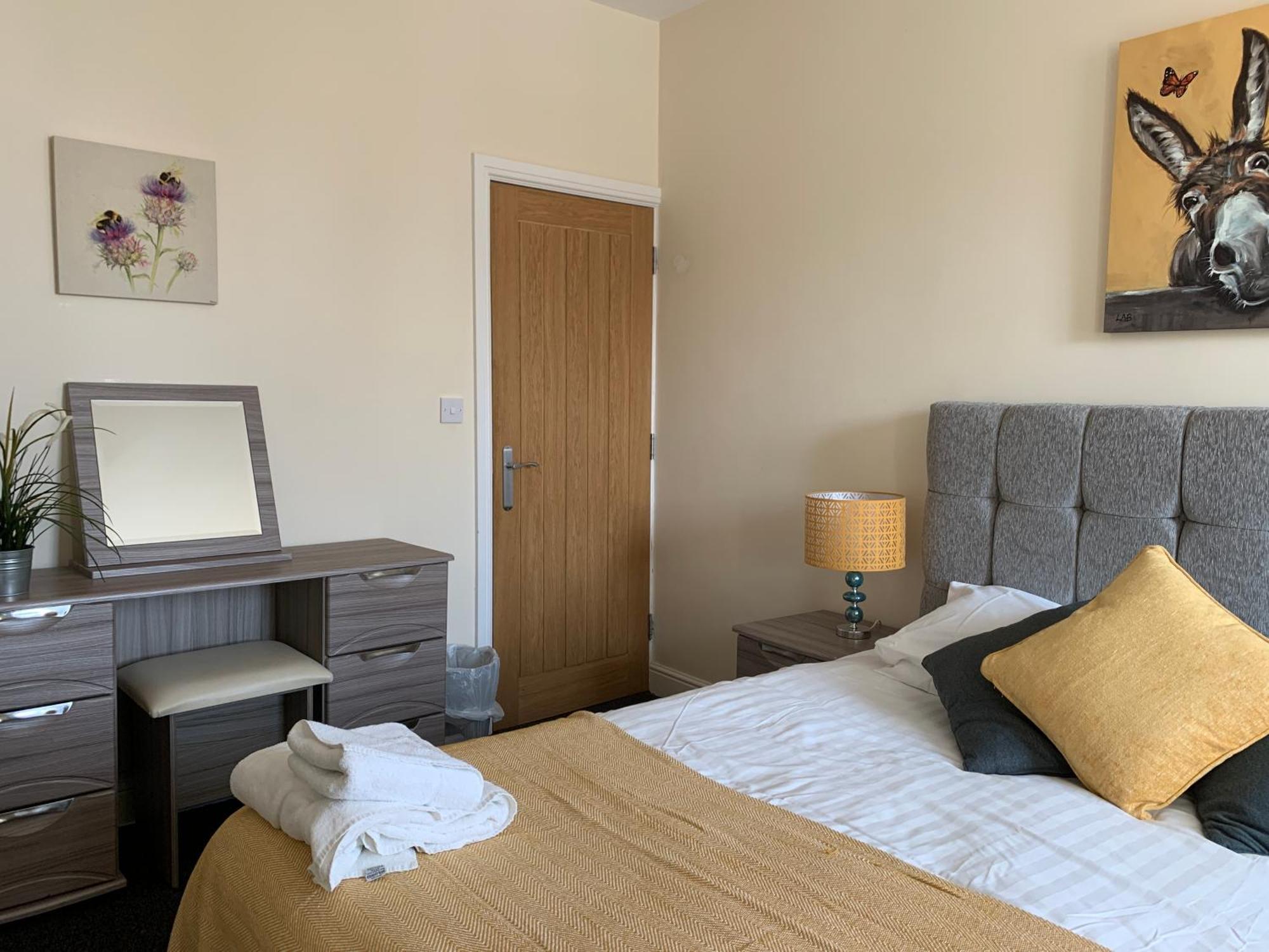 Market Place Serviced Apartments, * Leek