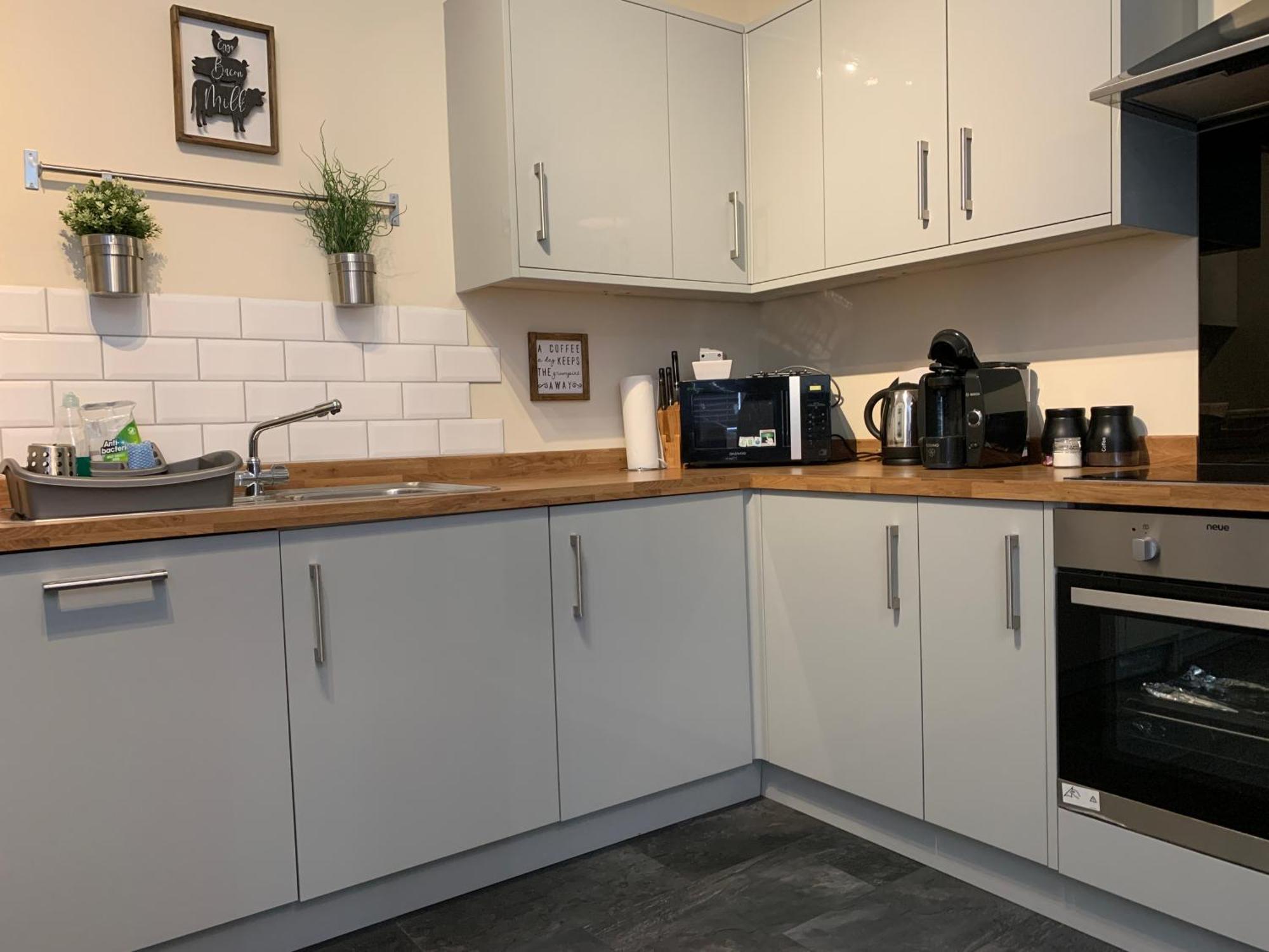 Market Place Serviced Apartments, * Leek